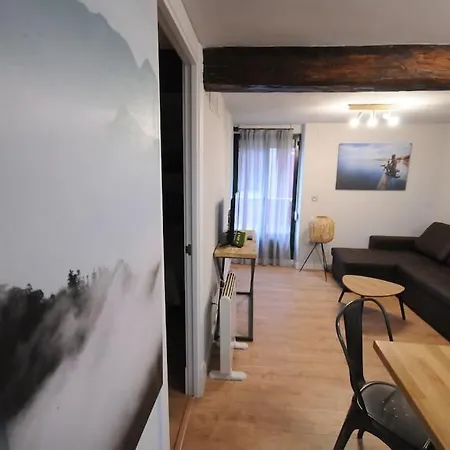Moderno En Centro De Apartment *